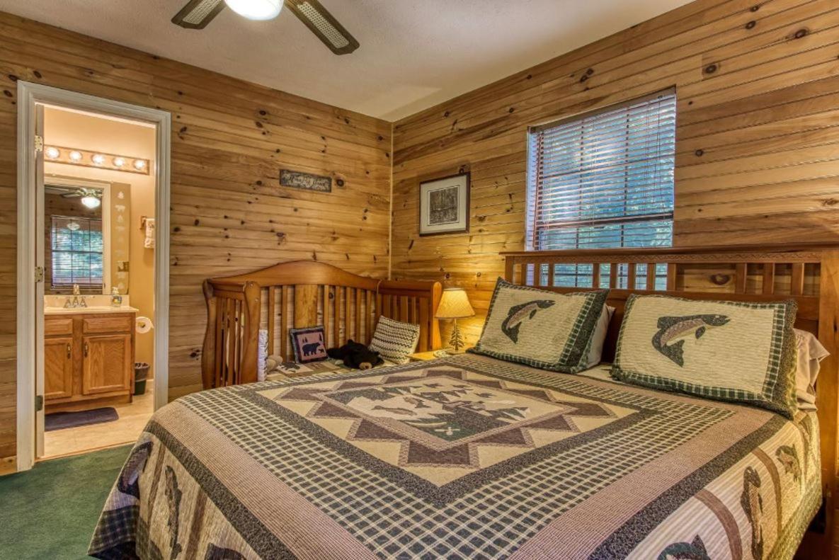 Sunset Ridge Cabin Pigeon Forge Exterior photo
